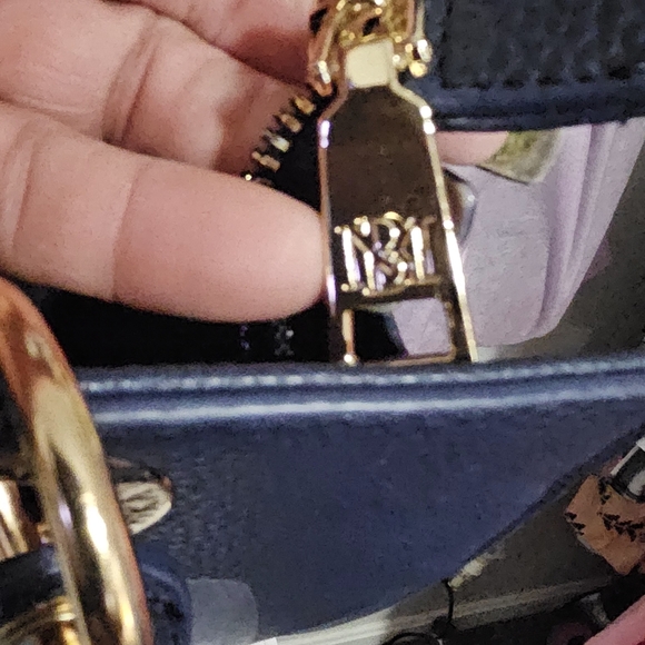 Badgley Mischka Tote with Chain Logo Eyelet in Dark Navy BRAND NEW! - Picture 6 of 14